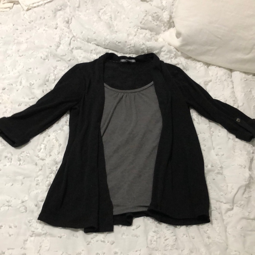 Grey and black 3/4th sleeve sweater top